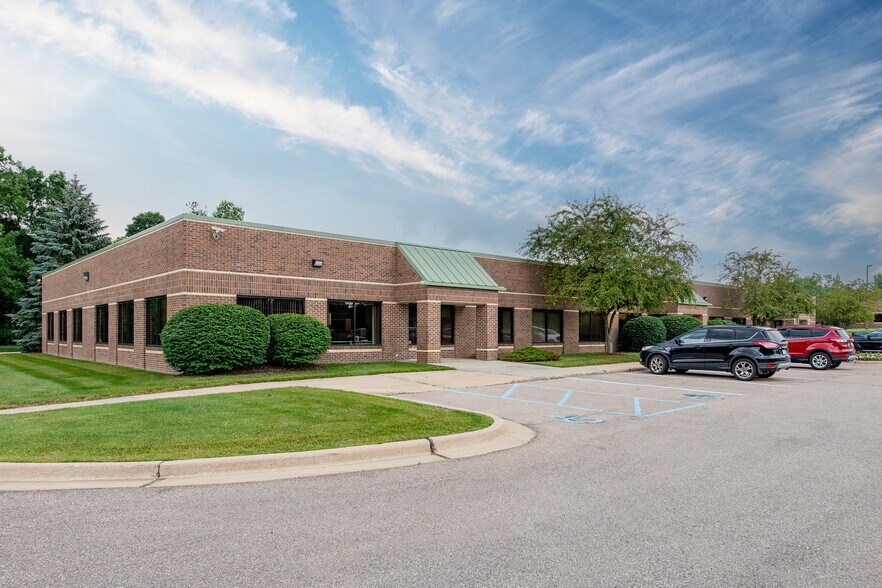 More Photos Of 3980 Ranchero Dr, Ann Arbor Office For Sale
