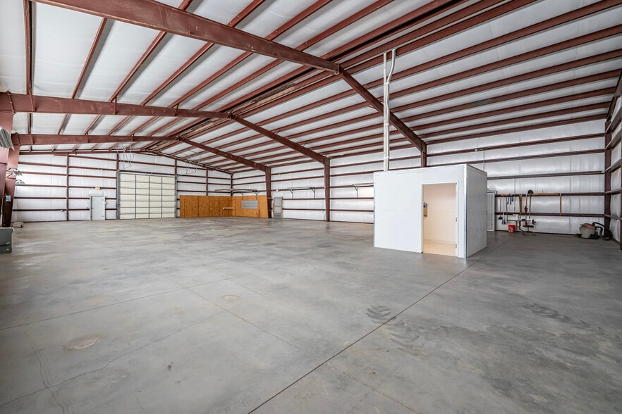 More Photos Of 14690 Cattle Dr, Dolan Springs Industrial For Sale