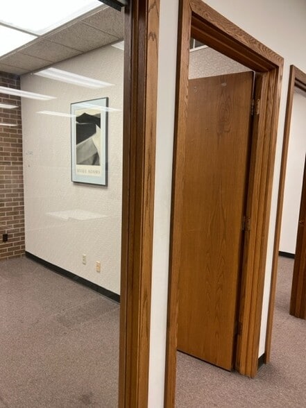 More Photos Of 4777 E State St, Rockford Medical For Sale