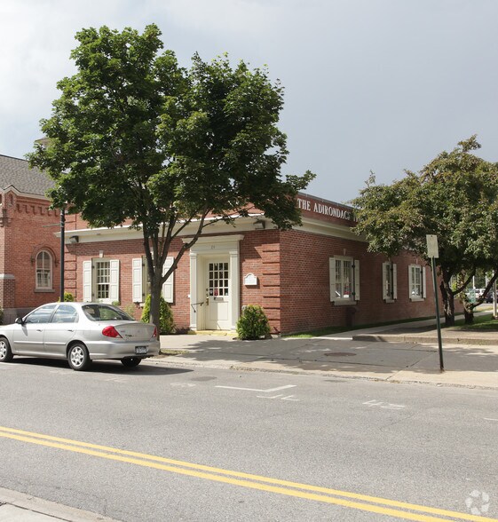 More Photos Of 24 Maple St, Glens Falls Office Residential For Lease