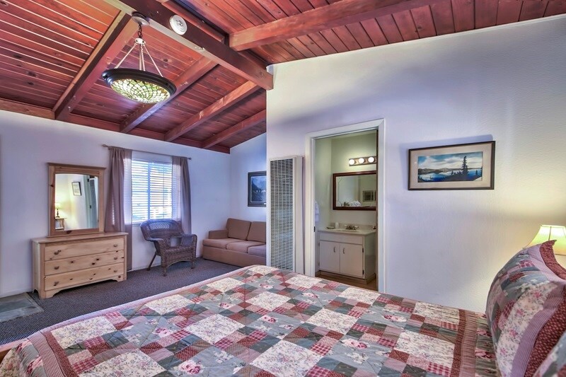 More Photos Of 532 Emerald Bay Rd, South Lake Tahoe Hotel For Sale