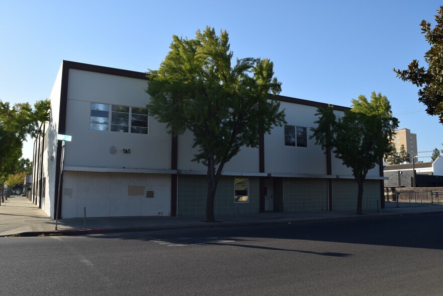 More Photos Of 1116 M St, Modesto Office For Sale