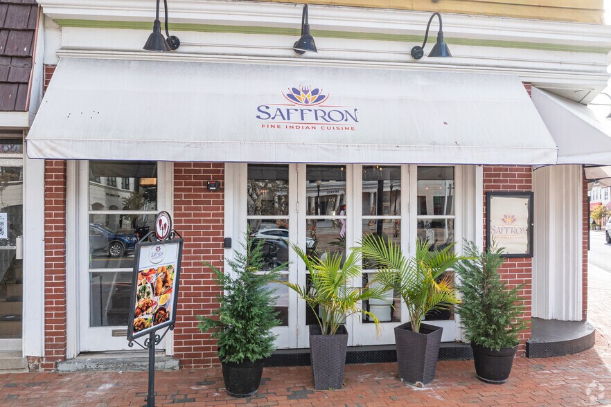 More Photos Of 2 E Main St, Freehold General Retail For Sale