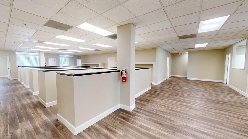 More Photos Of 1415 W Magnolia Blvd, Burbank Office Residential For Sale