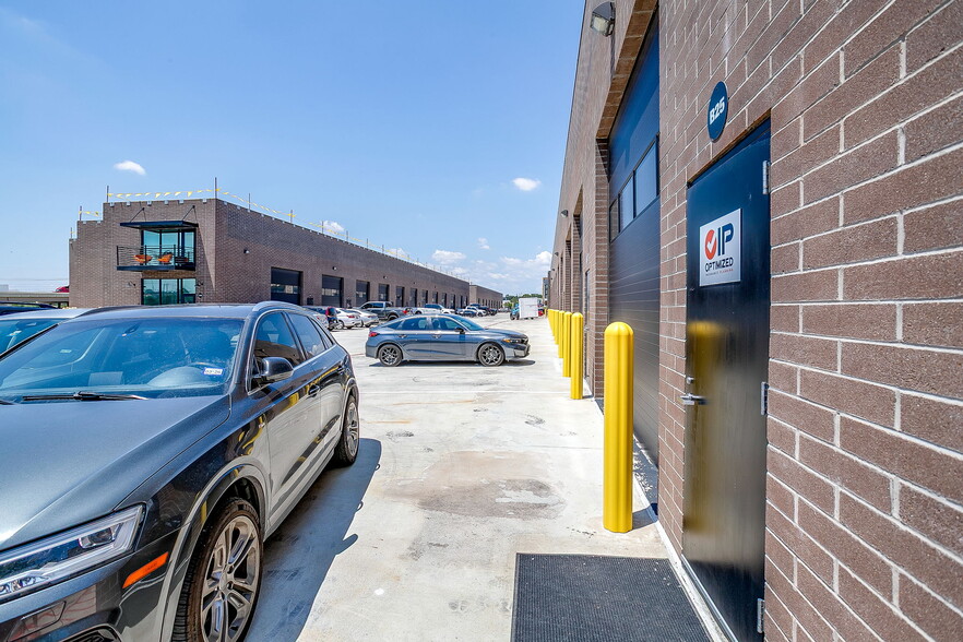 More Photos Of 4451 Dale Earnhardt Way, Northlake Office For Lease