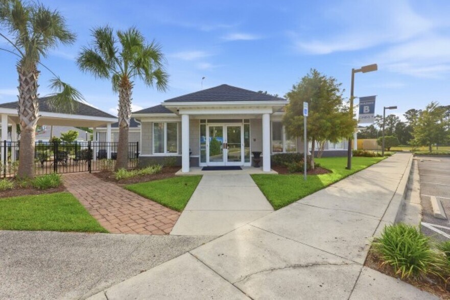 More Photos Of 9250 Highway 17 Byp, Murrells Inlet Office For Sale
