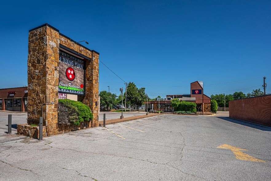 More Photos Of 4601 SE 29th St, Oklahoma City Restaurant For Sale