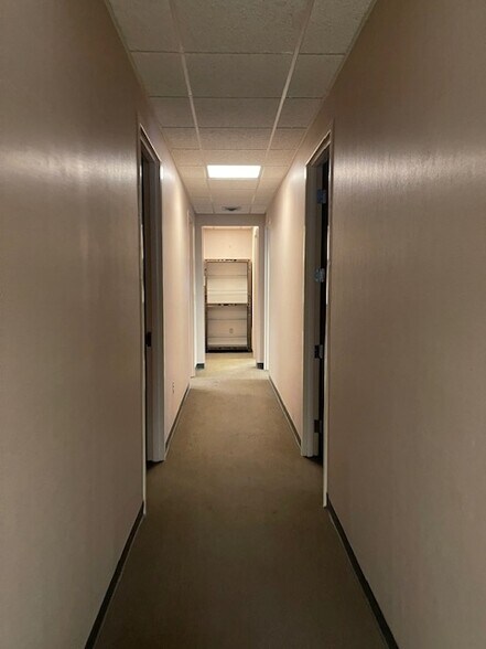 More Photos Of 4005 S Memorial Dr, Winterville Industrial For Sale