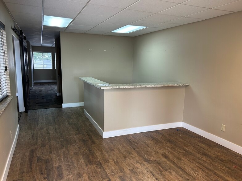 More Photos Of 110 W Dale Ave, Flagstaff Office For Sale
