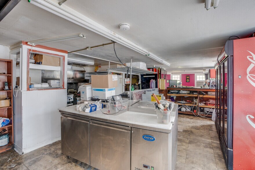 More Photos Of 150 Framingham, Southborough General Retail For Sale