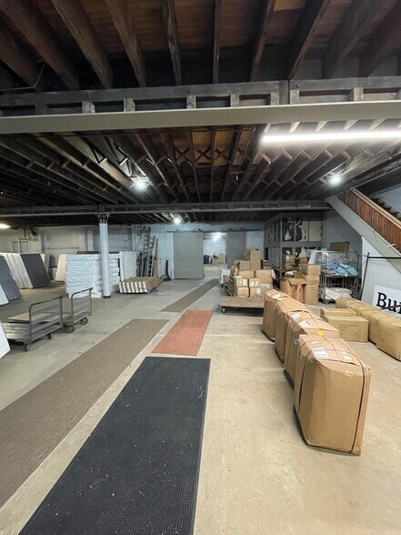 More Photos Of 1875 Niagara St, Buffalo Storefront Retail Residential For Sale