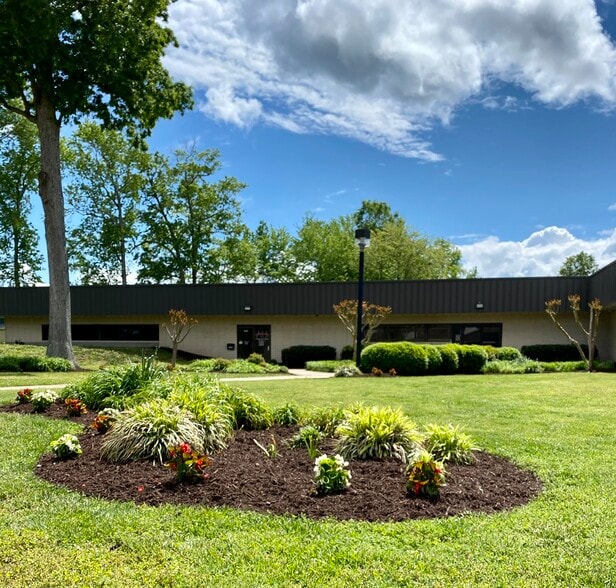 More Photos Of 610 Thimble Shoals Blvd, Newport News Unknown For Lease