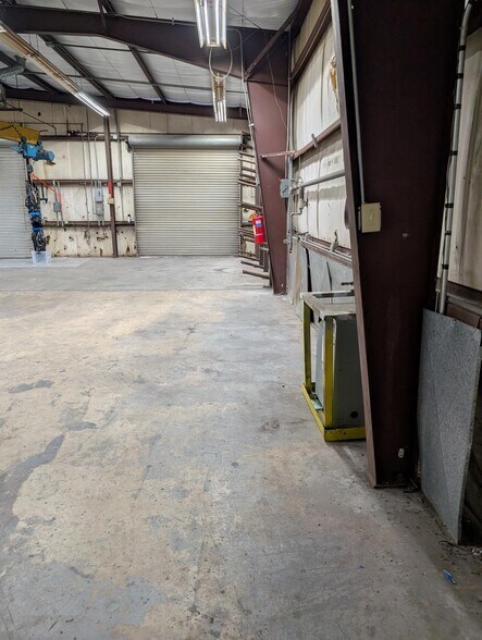 More Photos Of 600 Bohannon Rd, Fairburn Flex For Lease