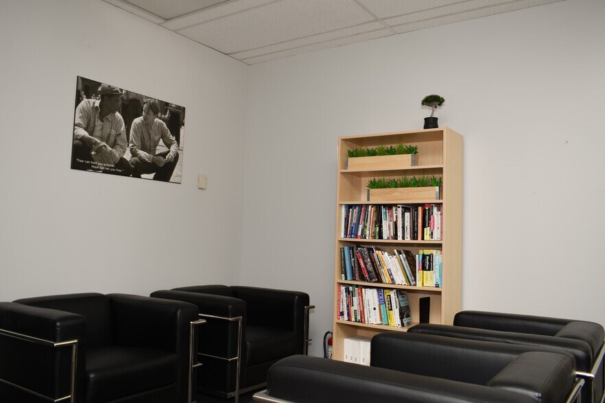 More Photos Of 602 12th Ave SW, Calgary Office For Sale