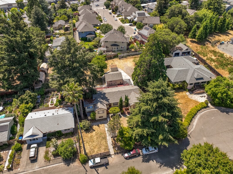 More Photos Of 604 Live Oak Ave, Sebastopol Assisted Living For Sale