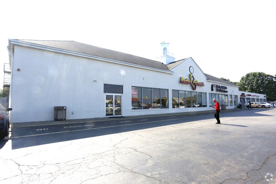 More Photos Of 434 Main Ave, Wallington Unknown For Lease