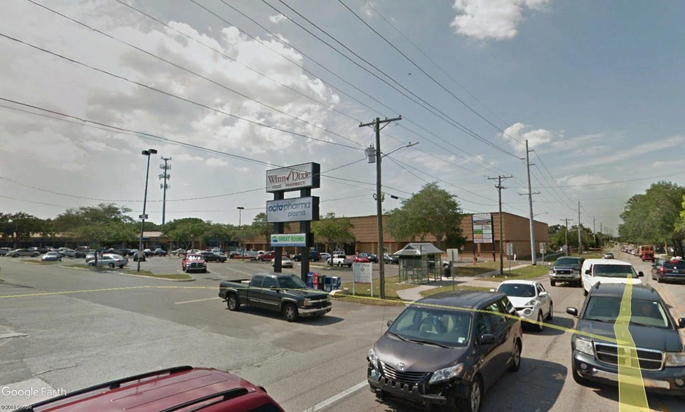 More Photos Of 8408-8438 N Armenia Ave, Tampa Storefront For Lease