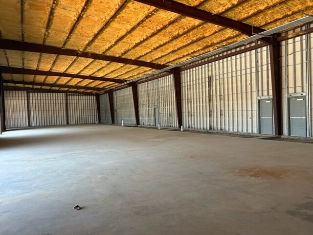 More Photos Of 7219 Rocio Dr, Laredo Office For Lease