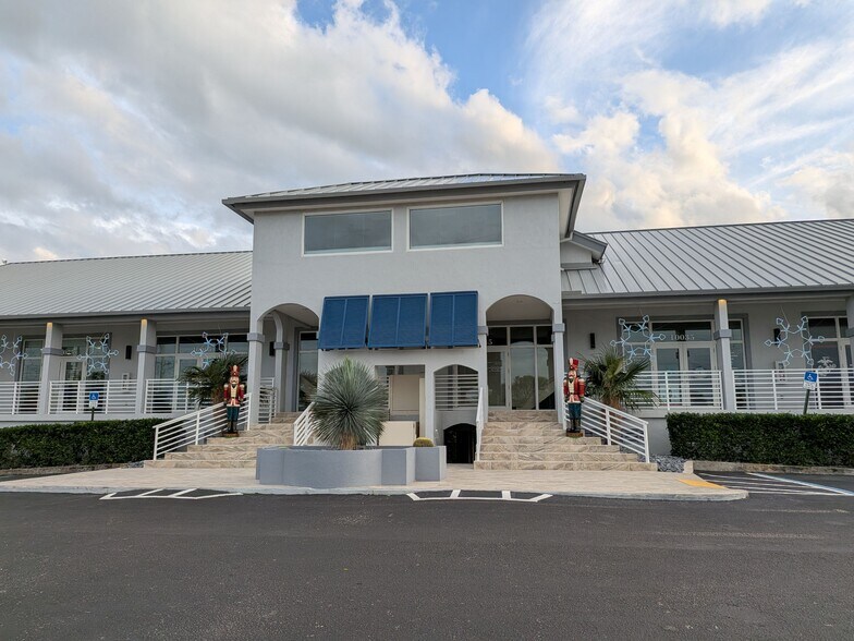More Photos Of 10045 Overseas Hwy, Marathon Medical For Lease