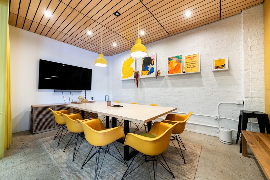 More Photos Of 8924 Lindblade St, Culver City Loft Creative Space For Lease