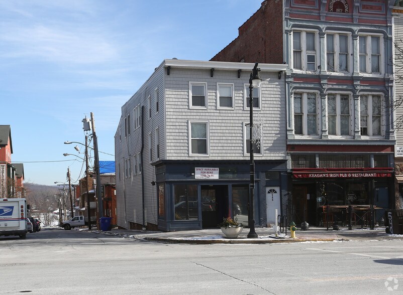 More Photos Of 546 Main St, Middletown Restaurant For Lease