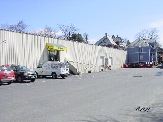 More Photos Of 227 Main St, Burlington General Retail For Lease