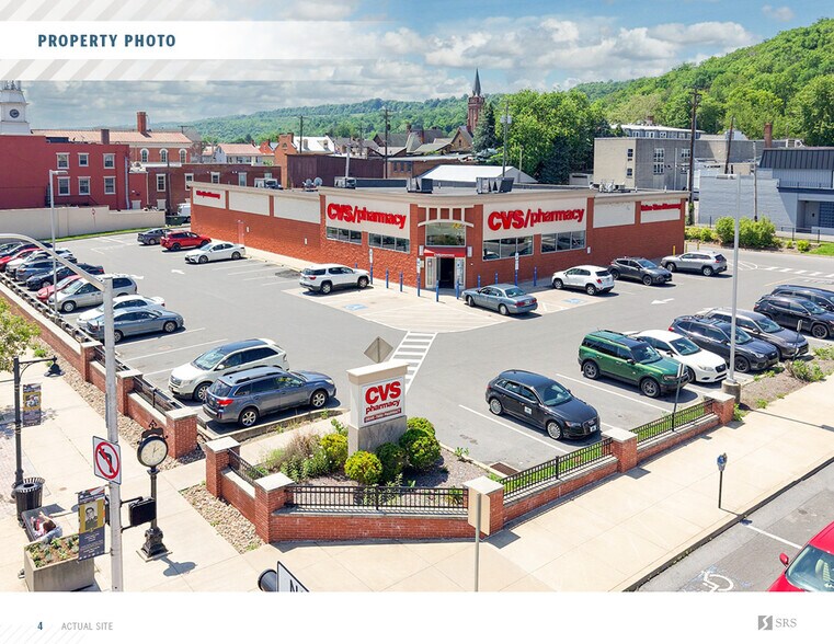 More Photos Of 33 E Market St, Lewistown Drugstore For Sale