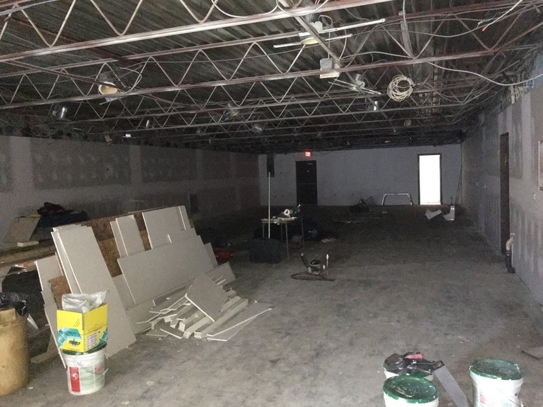 More Photos Of 1815 Millwood Pike, Winchester Restaurant For Sale