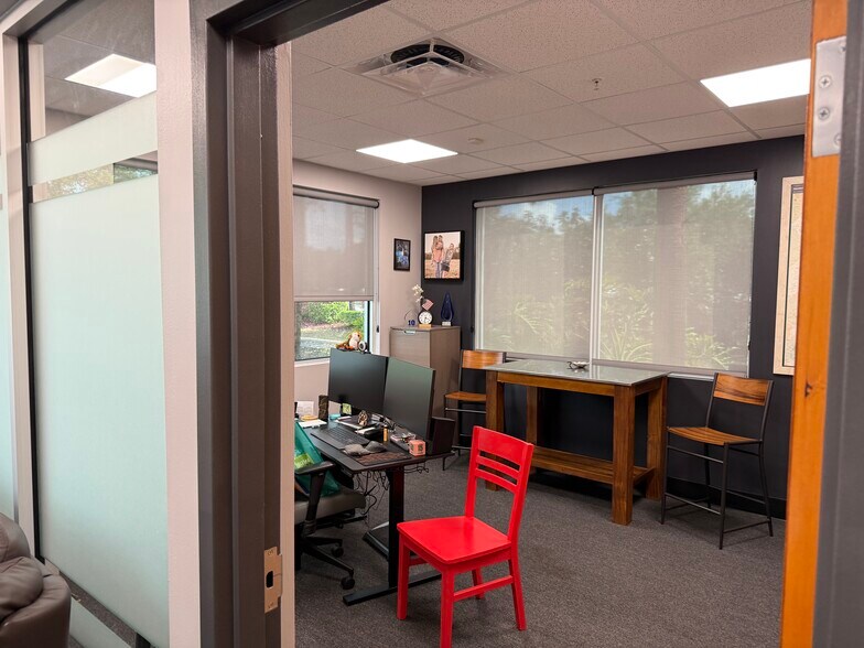 More Photos Of 6457 Hazeltine National Dr, Orlando Warehouse For Sale