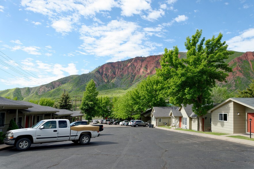 More Photos Of 51637 Highway 6, Glenwood Springs Hotel For Sale