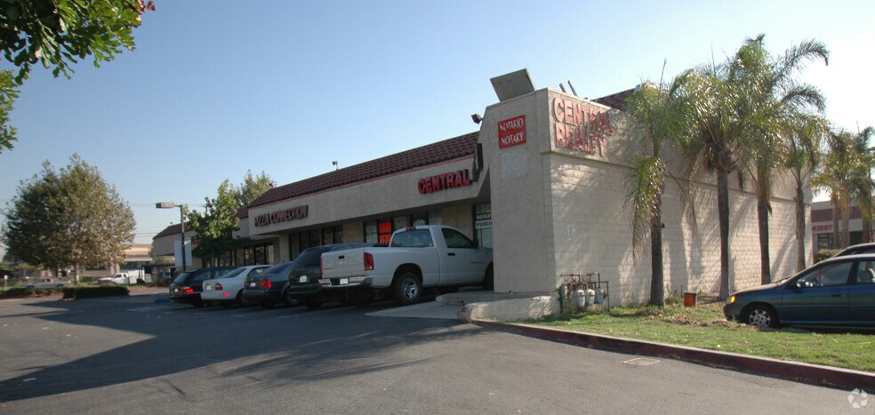 More Photos Of 16133-16147 Foothill Blvd, Fontana General Retail For Lease