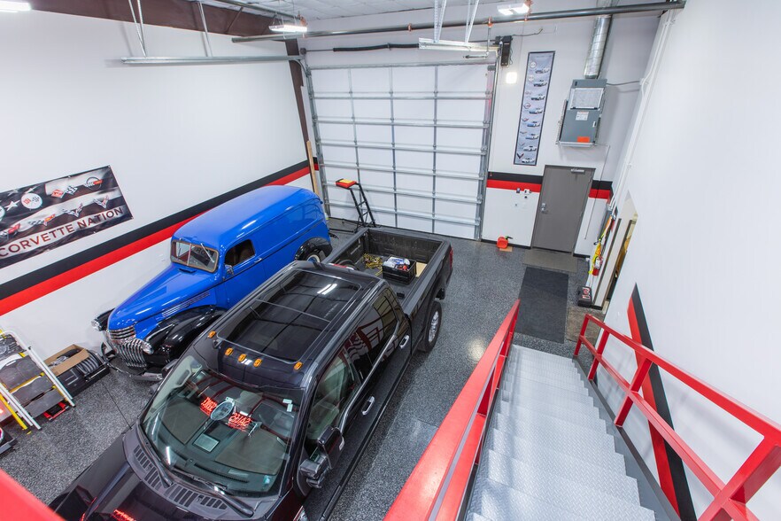 More Photos Of 450 E Willis #122, Chandler Self Storage For Sale