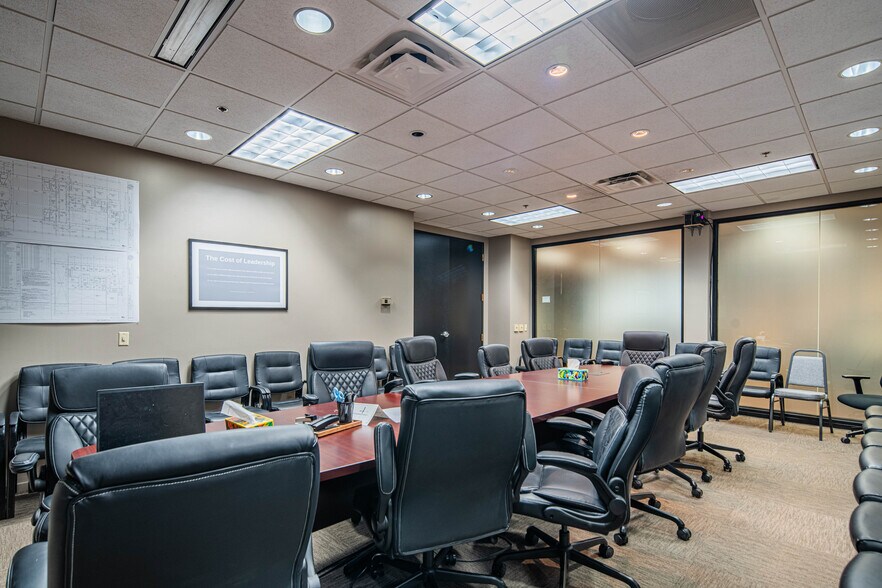 More Photos Of 12515 W Bell Rd, Surprise Office For Lease