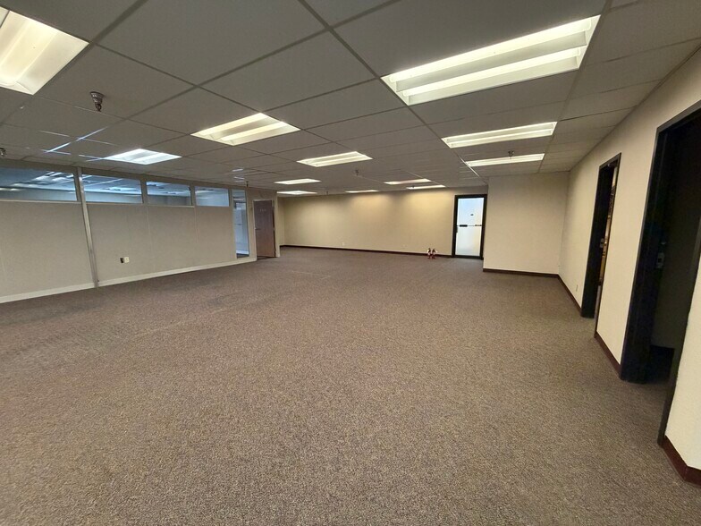 More Photos Of 1301 Huffman Rd, Anchorage Medical For Lease