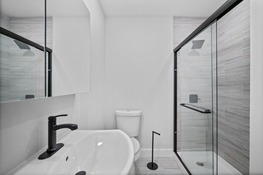 More Photos Of 6-8 Garfield Ave, Revere Apartments For Sale