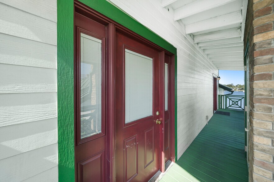 More Photos Of 973 N Harbor City Blvd, Melbourne Specialty For Sale