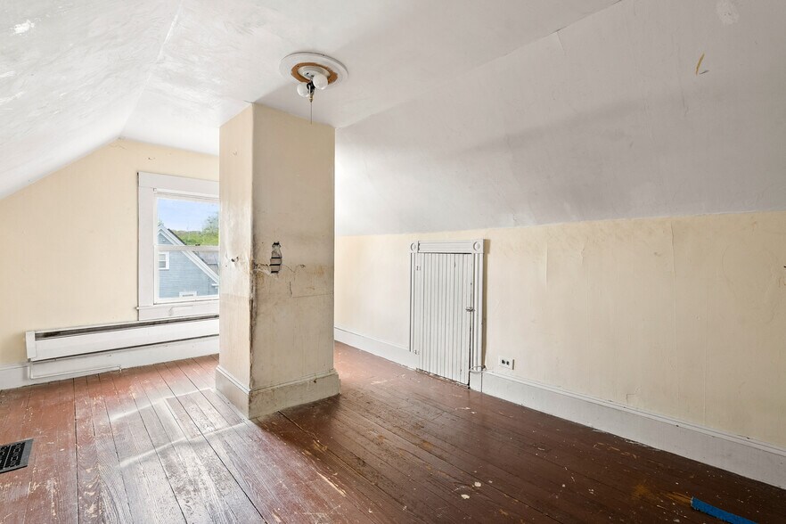 More Photos Of 1205 Massachusetts Ave, Arlington Storefront Retail Residential For Sale