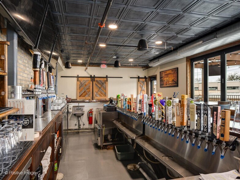 More Photos Of 250 Center St, Grayslake Storefront Retail Residential For Sale