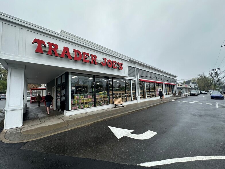 More Photos Of 370-400 Post Rd E, Westport General Retail For Lease