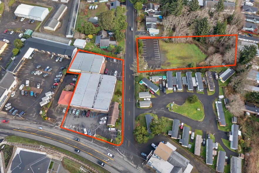 More Photos Of 3128 Ne Highway 101, Lincoln City Storefront For Sale