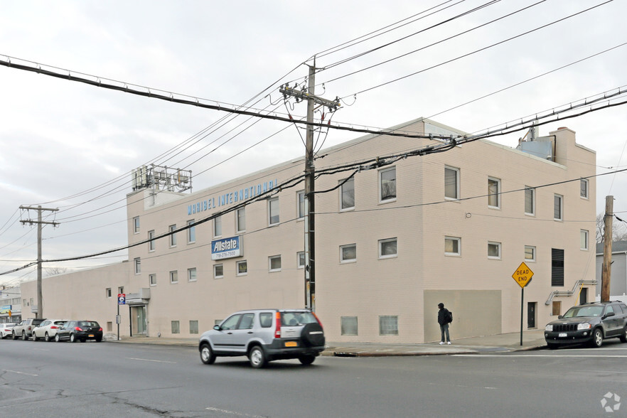 Primary Photo Of 161-01 Rockaway Blvd, Jamaica Office For Lease