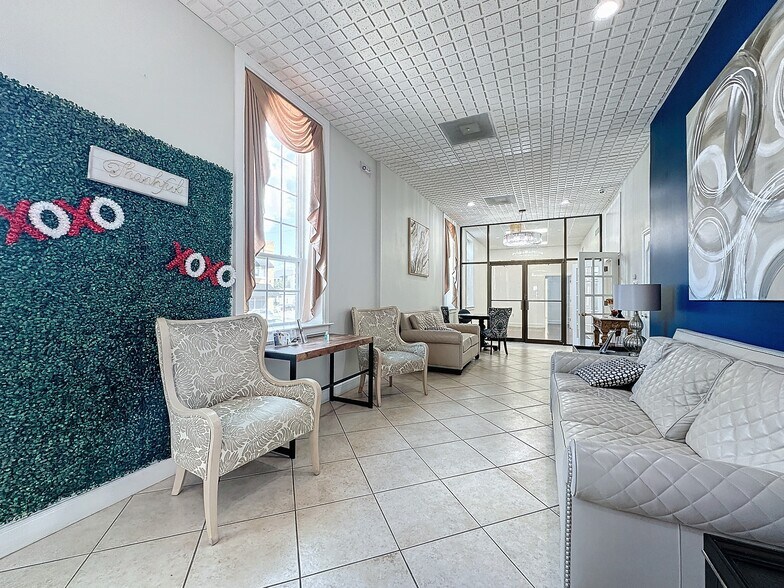 More Photos Of 22 W Monument Ave, Kissimmee Office For Lease