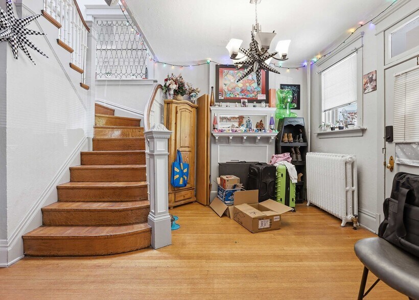 More Photos Of 1225 N Clarkson St, Denver Apartments For Sale