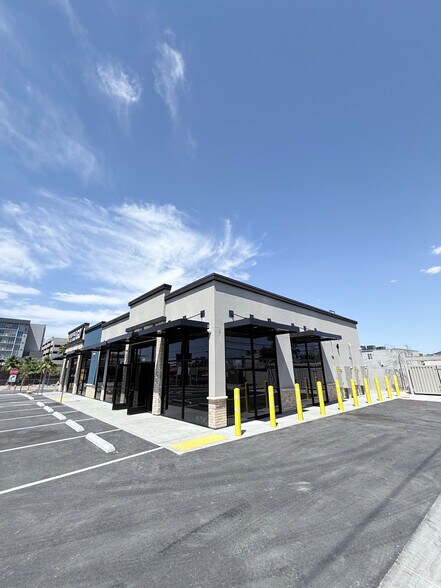 More Photos Of 4856 S Maryland Pky, Las Vegas Freestanding For Lease