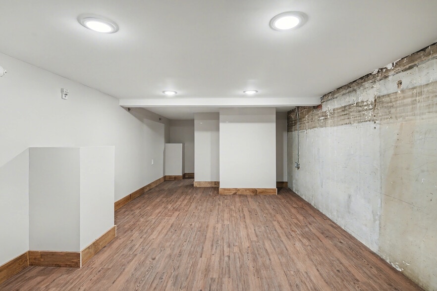 More Photos Of 123-125 Hay St, Fayetteville Storefront For Sale