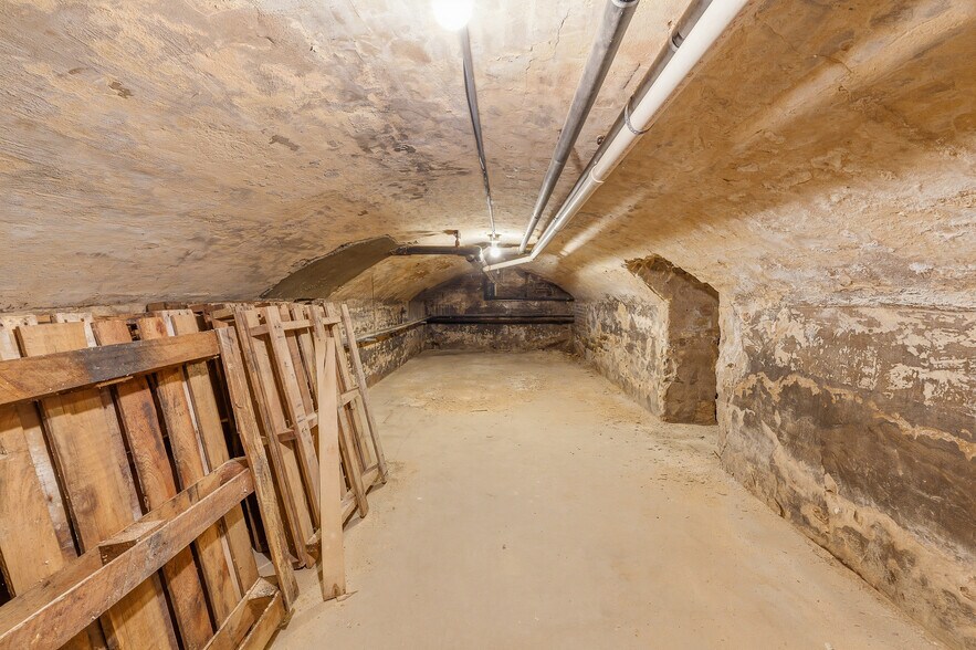 More Photos Of 125 Watson St, Ripon General Retail For Sale