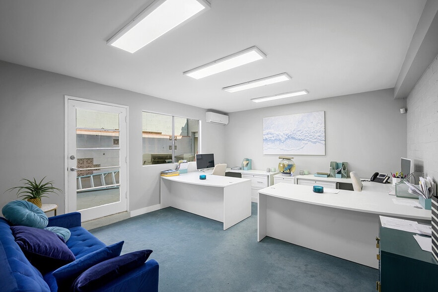 More Photos Of 2304-2306 Burbank blvd, Burbank Office Residential For Sale