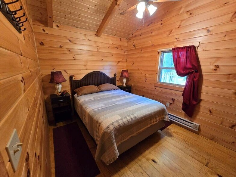 More Photos Of 604 Oak Ridge Rd, Oak Ridge Hotel For Sale