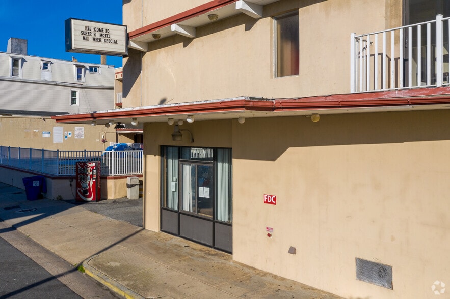 More Photos Of 175-181 S Tennessee Ave, Atlantic City Hotel For Sale