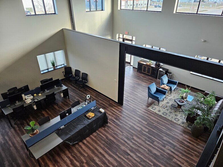 More Photos Of 1115 S Bell Ave, Ames Warehouse For Lease